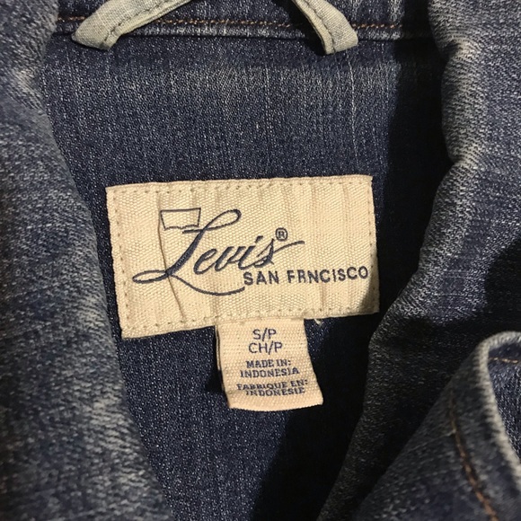 Eyes of the World ❤️ Embroidered Levi’s Jacket - Picture 5 of 8